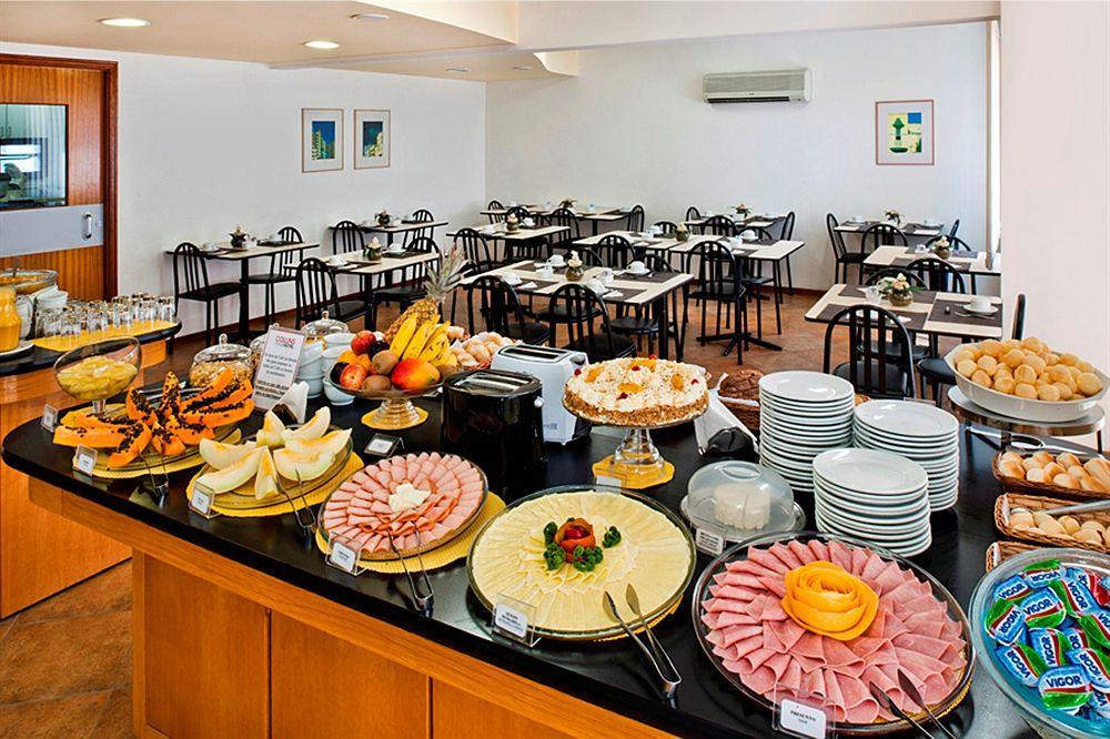 Collins Trade Hotel Porto Alegre Exteriér fotografie